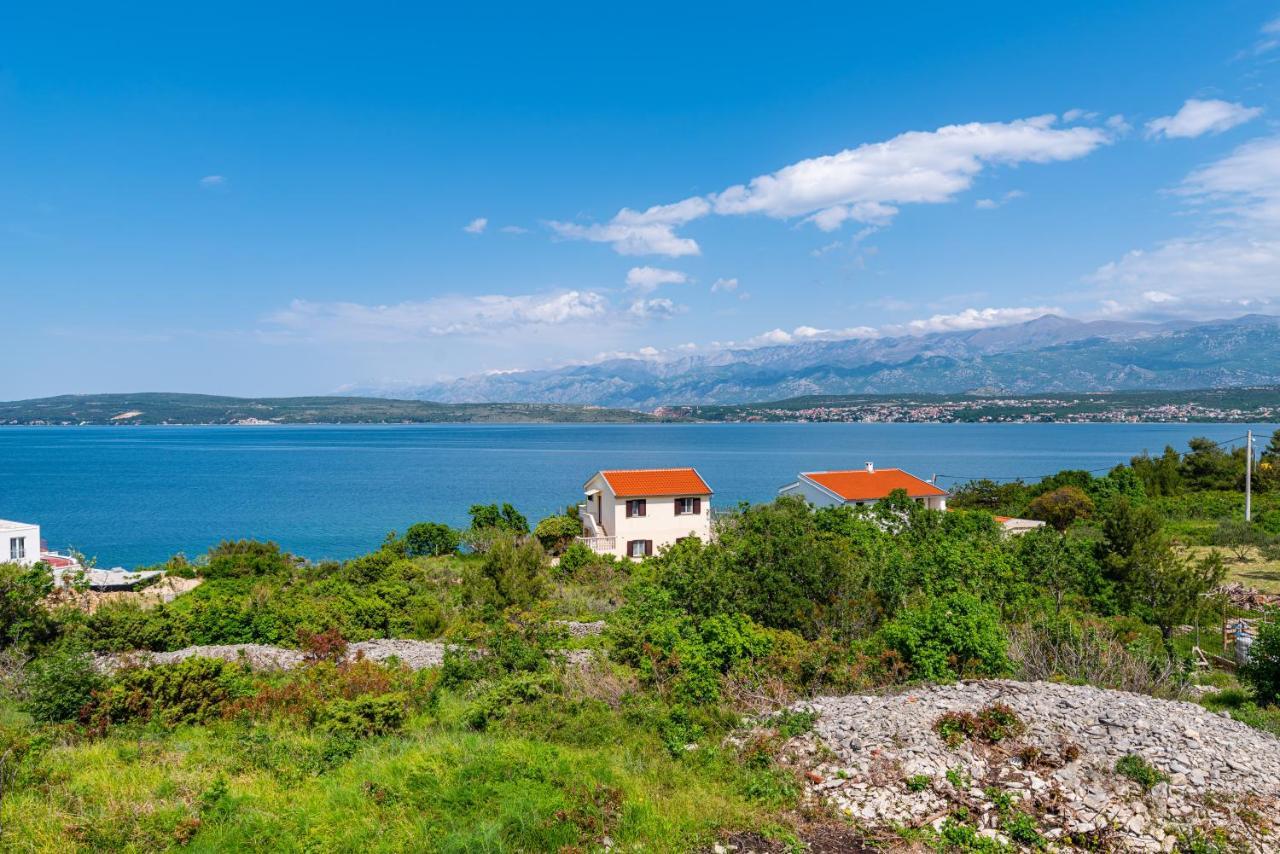 Apartment Sea And Mountain With Pool Novigrad  Eksteriør billede